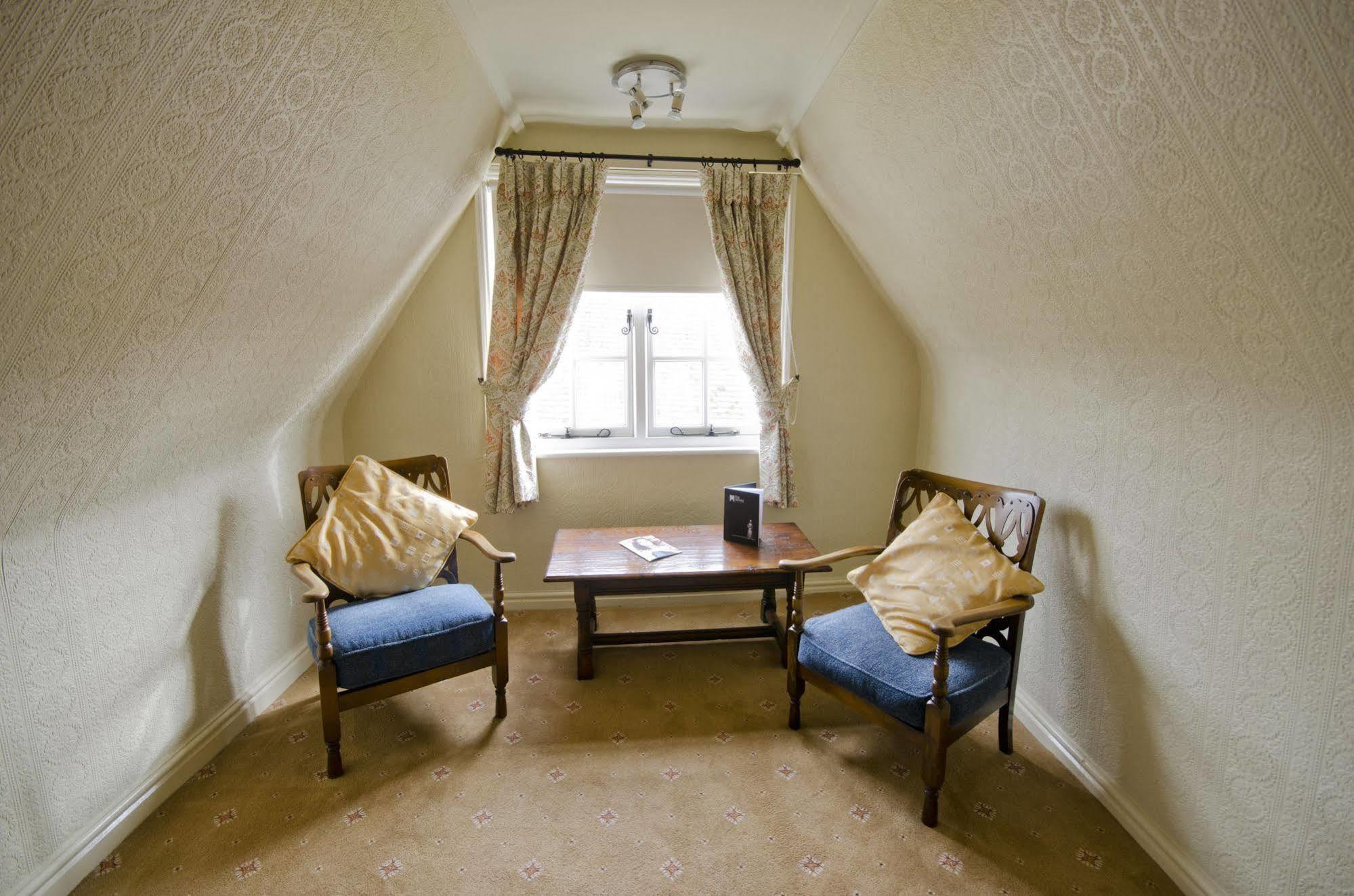 The Abbey Hotel & Apartments Bury St. Edmunds Exteriör bild